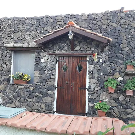 Domo De Pedra Tottubella