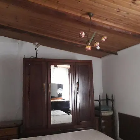 Domo De Pedra Bed and Breakfast Tottubella