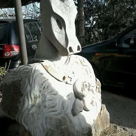 فندق مبيت وإفطار Domo De Pedra