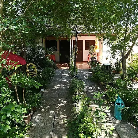 Bed and Breakfast Domo De Pedra