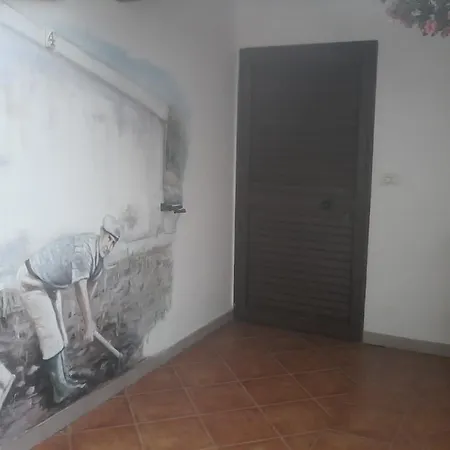 Domo De Pedra 3* Тоттубелла