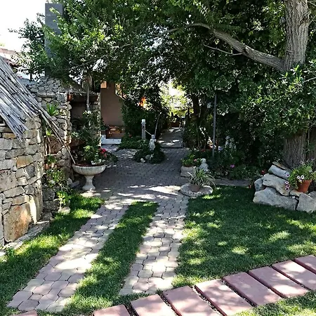 Domo De Pedra Oda ve Kahvaltı