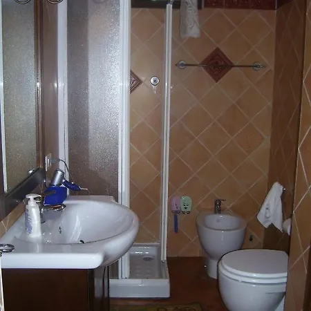 Bed & Breakfast Domo De Pedra *
